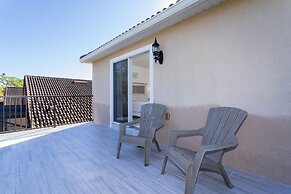 Beautiful 5Bd Single Family w/ Game Room @ 106 Lake Wilson Preserve