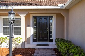 Beautiful 5Bd Single Family w/ Game Room @ 106 Lake Wilson Preserve