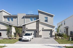 Luxury 2 Bd Close to Disney @ Champions Gate 1071