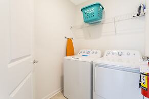 Luxury 2 Bd Close to Disney @ Champions Gate 1071