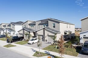 Luxury 2 Bd Close to Disney @ Champions Gate 1071