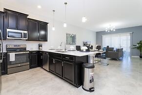 Luxury 2 Bd Close to Disney @ Champions Gate 1071