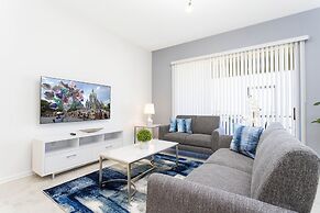 Luxury 2 Bd Close to Disney @ Champions Gate 1071