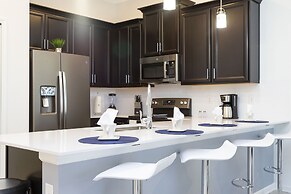 Luxury 2 Bd Close to Disney @ Champions Gate 1071