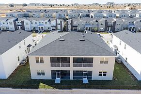 Luxury 2 Bd Close to Disney @ Champions Gate 1071