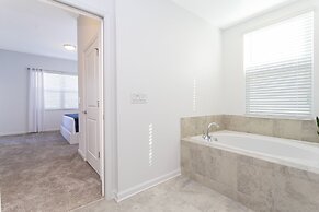 Luxury 2 Bd Close to Disney @ Champions Gate 1071