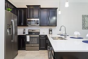 Luxury 2 Bd Close to Disney @ Champions Gate 1071