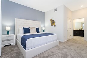 Luxury 2 Bd Close to Disney @ Champions Gate 1071