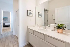 Luxury 8Bd with Pool @ Sonoma Resort 2639