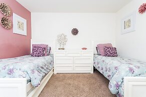 Wonderful Single-Family 4 Bd w/ Pool Close to Disney @ Veranda Palms 2