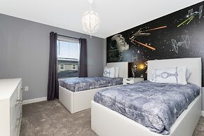 Gorgeous 4 Bd w/ Pool Close to Disney @ Storey Lake 2963