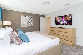 Gorgeous 4 Bd w/ Pool Close to Disney @ Storey Lake 2963