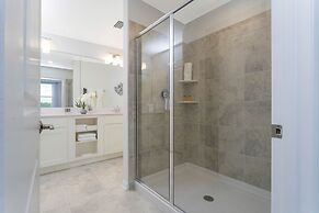 Gorgeous 2 Bedroom Apartment Close to Disney 305 3191