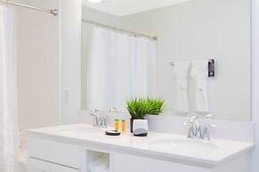 Gorgeous 2 Bedroom Apartment Close to Disney 305 3191