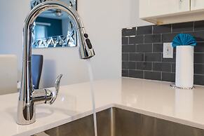 Gorgeous 2 Bedroom Apartment Close to Disney 305 3191