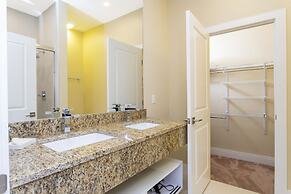 Stunning 4 Bd Close To Disney @ Magic Village 3247