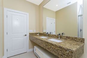 Stunning 4 Bd Close To Disney @ Magic Village 3247