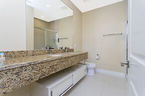 Stunning 4 Bd Close To Disney @ Magic Village 3247