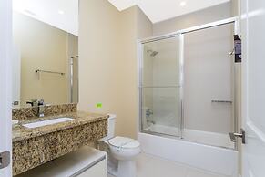 Stunning 4 Bd Close To Disney @ Magic Village 3247