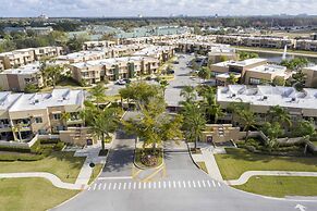 Stunning 4 Bd Close To Disney @ Magic Village 3247