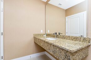 Stunning 4 Bd Close To Disney @ Magic Village 3247