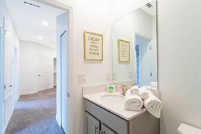 Stunning Family Friendly 5 Bd w/ Pool Close to Disney @ Storey Lake 42