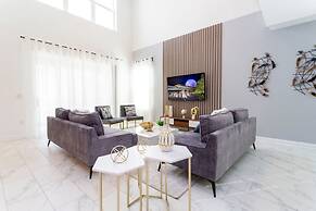 Stunning Family Friendly 5 Bd w/ Pool Close to Disney @ Storey Lake 42