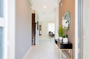 Stunning Family Friendly 5 Bd w/ Pool Close to Disney @ Storey Lake 42