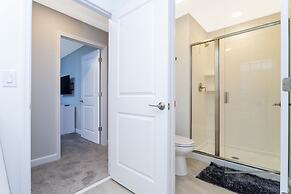 Gorgeous 4Bd Close to Disney w/ Pool @ Storey Lake 4245