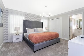 Gorgeous 4Bd Close to Disney w/ Pool @ Storey Lake 4245