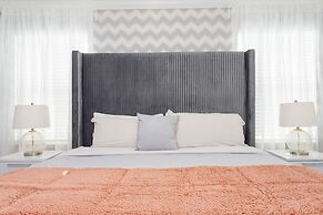 Gorgeous 4Bd Close to Disney w/ Pool @ Storey Lake 4245