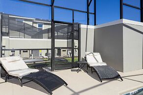 Gorgeous 4Bd Close to Disney w/ Pool @ Storey Lake 4245