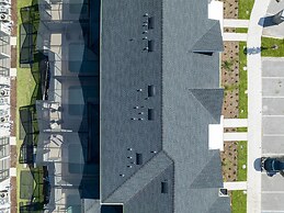 Gorgeous 4Bd Close to Disney w/ Pool @ Storey Lake 4245