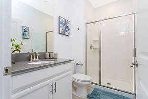 Gorgeous 4Bd Close to Disney w/ Pool @ Storey Lake 4245