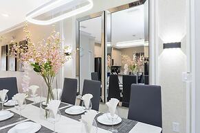 Gorgeous 4Bd Close to Disney w/ Pool @ Storey Lake 4245