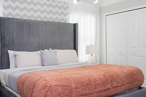 Gorgeous 4Bd Close to Disney w/ Pool @ Storey Lake 4245