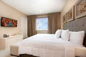 Stunning 4Bd Close to Disney @ Magic Village 7614