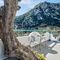 Villa Islamorada - Pool and Sea View