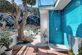 Villa Islamorada - Pool and Sea View