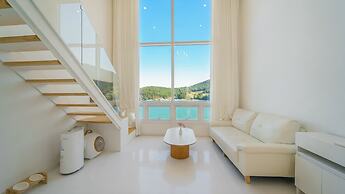 Yeosu Nukim Poolvilla
