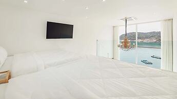 Yeosu Nukim Poolvilla