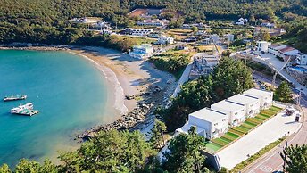 Yeosu Nukim Poolvilla