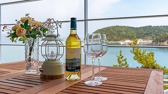 Yeosu Nukim Poolvilla