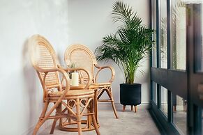 Ty Afon, River House