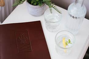 Ty Afon, River House