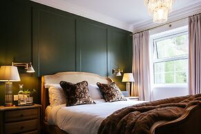 Ty Afon, River House