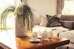 Ty Afon, River House