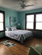 Old Time Beach Front Cottage - The Beach Is Your Backyard! 3 Bedroom C