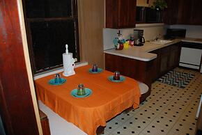 Old Time Beach Front Cottage - The Beach Is Your Backyard! 3 Bedroom C