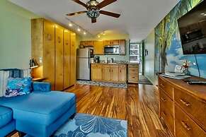 Garden View Studio - Kona Islander Inn Condos Condo by RedAwning